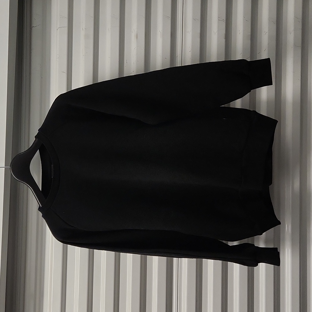 Publish men's sweater